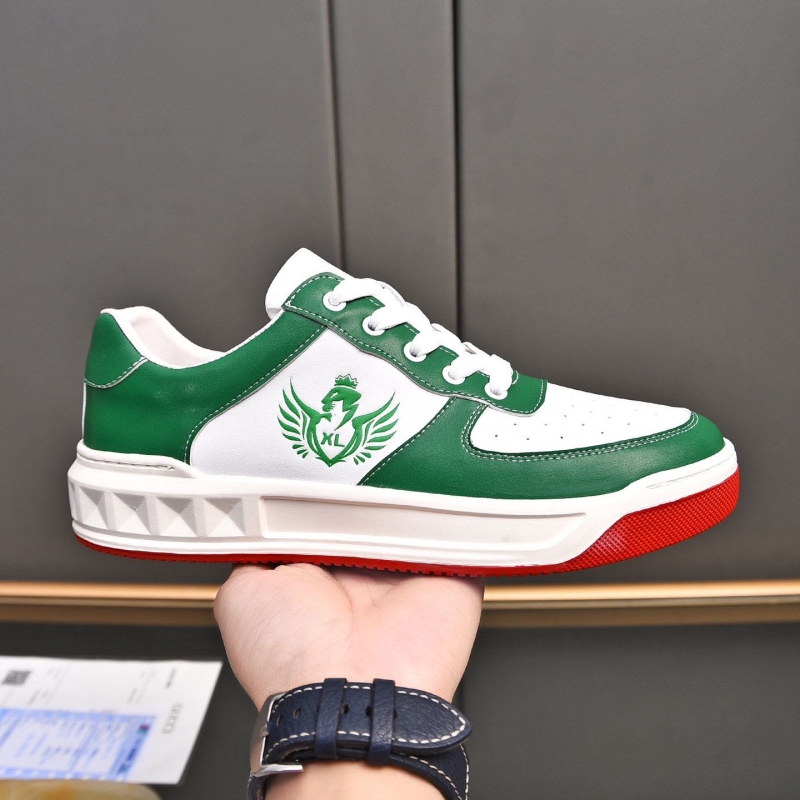 G*u*i casual shoes